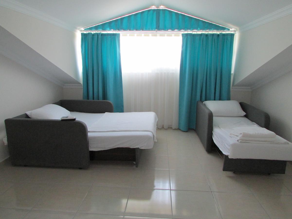 กึนตูร์ โอเต็ล Hotel เกอเจค ภายนอก รูปภาพ