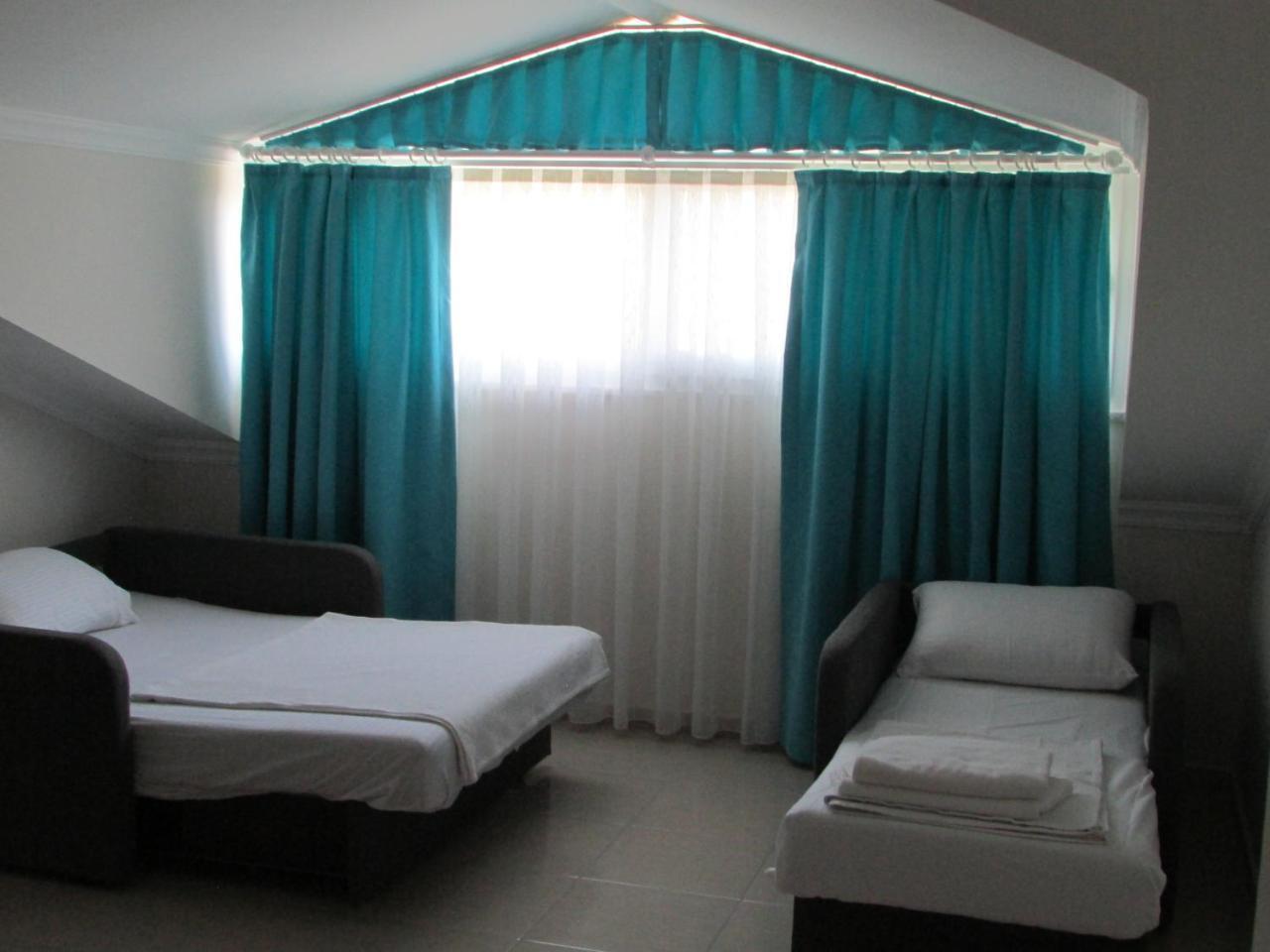 กึนตูร์ โอเต็ล Hotel เกอเจค ภายนอก รูปภาพ